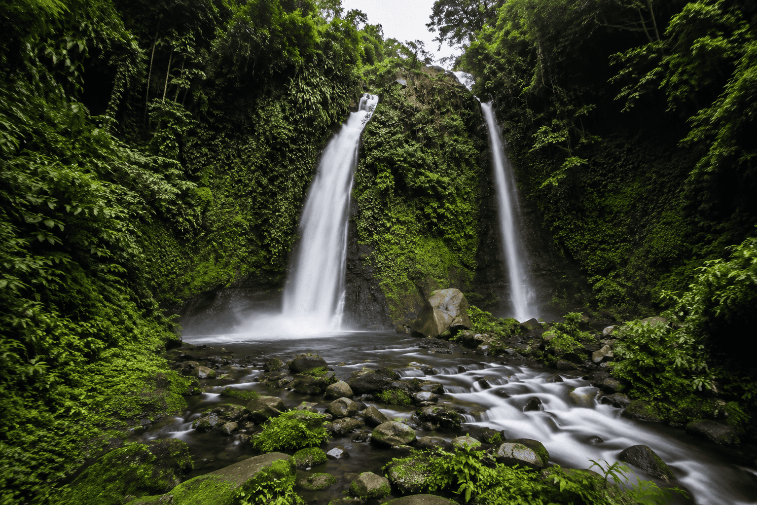 Air Terjun Tirto Kemanten Banyuwangi